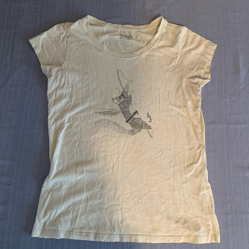 Eastern mountain sports women’s medium squirrel Rock Climbing shirt